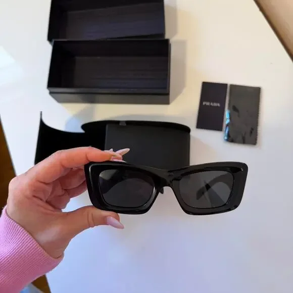 Prada sunglasses authentic prada sunglasses - Picture 3 of 8